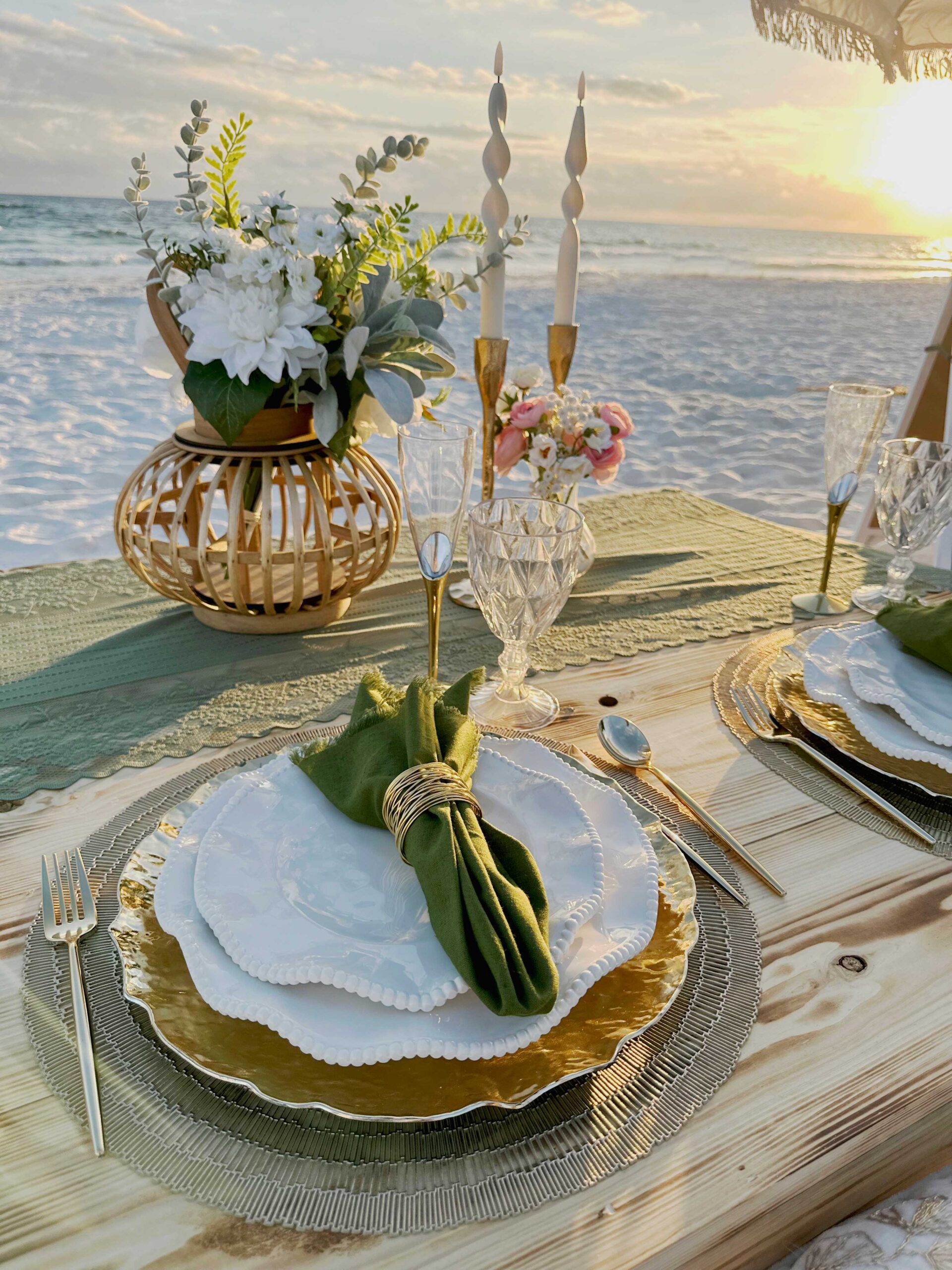 By the Sea Beach Weddings and Luxury Picnic Setups | Destin FWB, Florida, image size:1920x2560